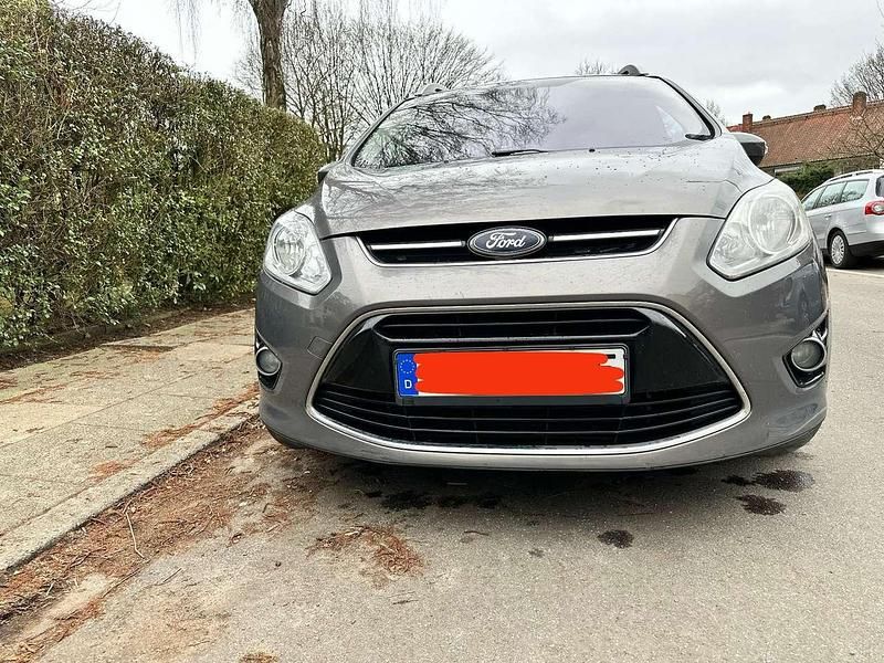 Grau Gebraucht 2011 Ford C-MAX Titanium Van / Kleinbus | 5.550 € (Etwas zu teuer) - Bild 1/4
