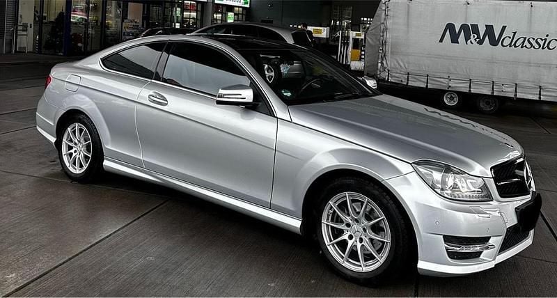 Gebraucht Mercedes C250 204 PS (150 kW) 2015 Silber Coupé