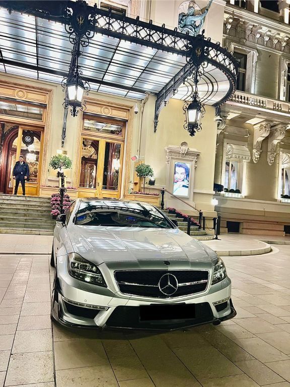 Grau Gebraucht 2012 Mercedes CLS63 AMG AMG Limousine | 40.000 € (Superpreis) - Bild 1/4
