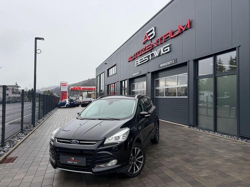 Gebraucht Ford Kuga Titanium 140 PS (102 kW) 2013 Schwarz SUV