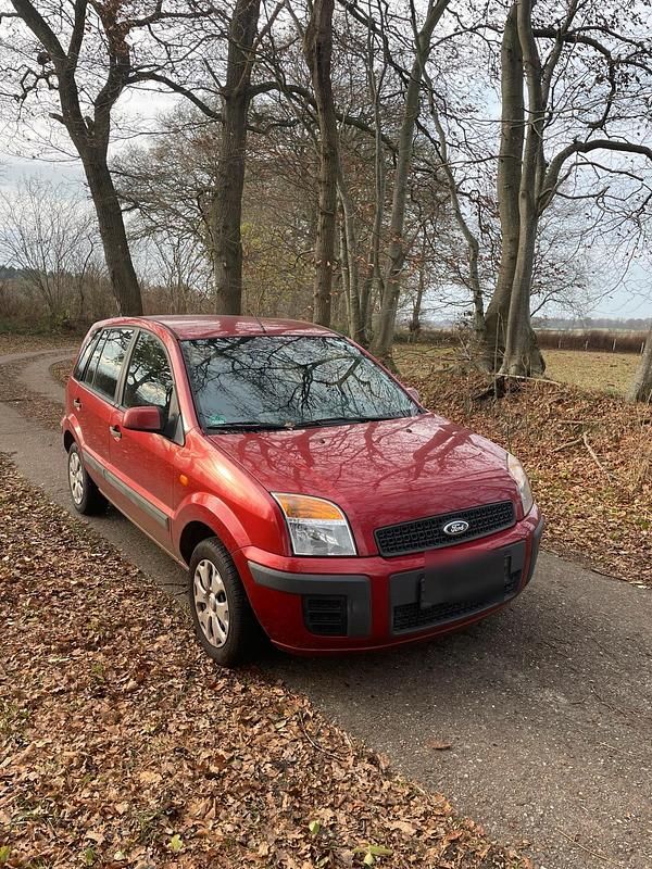 Rot Gebraucht 2008 Ford Fusion Kleinwagen | 990 € (Superpreis) - Bild 1/4