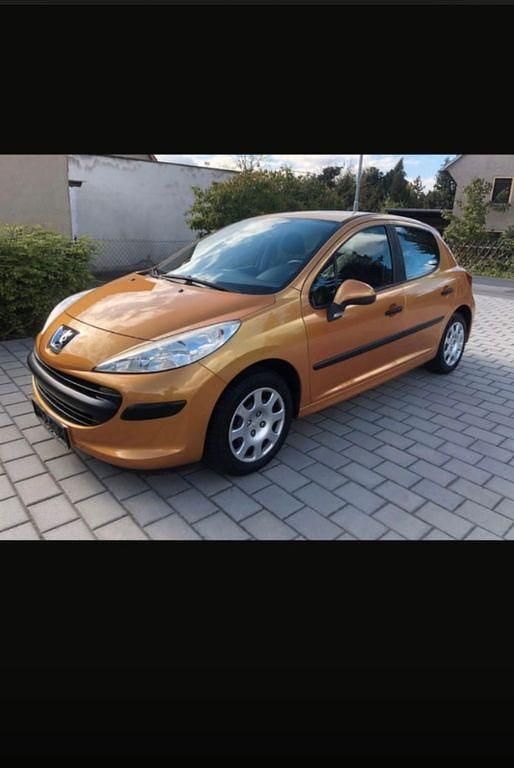 Orange Gebraucht 2006 Peugeot 207 Limousine | 2.800 € (Fairer Preis) - Bild 1/4