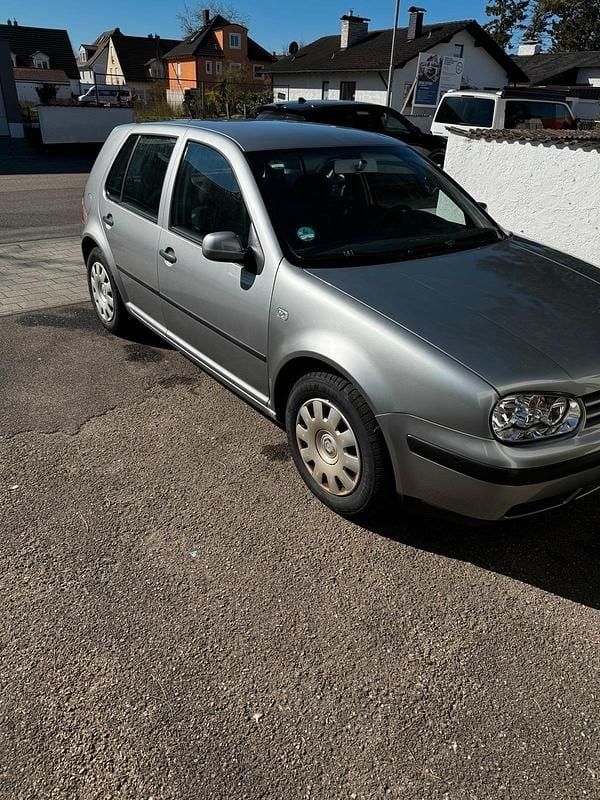 Gebraucht VW Golf IV 75 PS (55 kW) 2003 Silber Kleinwagen