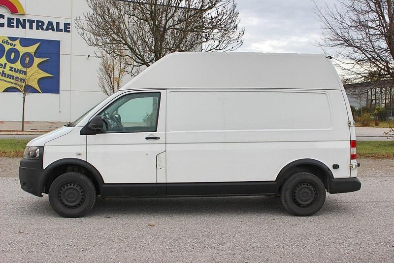 Gebraucht VW Transporter 102 PS (75 kW) 2012 Weiß Van