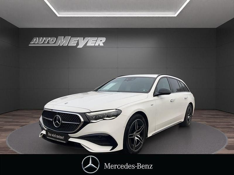 Weiß Gebraucht 2024 Mercedes E300 AMG Limousine | 53.990 € (Fairer Preis) - Bild 1/4