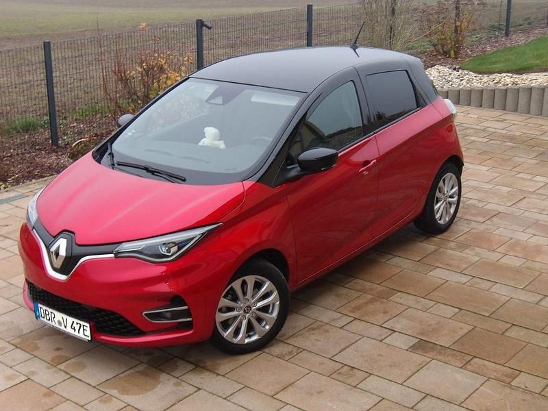 Rot Gebraucht 2022 Renault Zoe Iconic Kleinwagen | 14.499 € (Guter Preis) - Bild 1/4