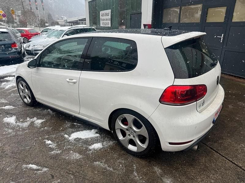 Gebraucht VW Golf GTI 211 PS (155 kW) 2010 Weiß Coupé