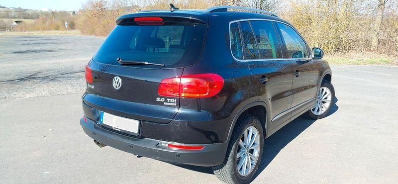 Gebraucht VW Tiguan 140 PS (102 kW) 2011 Schwarz SUV