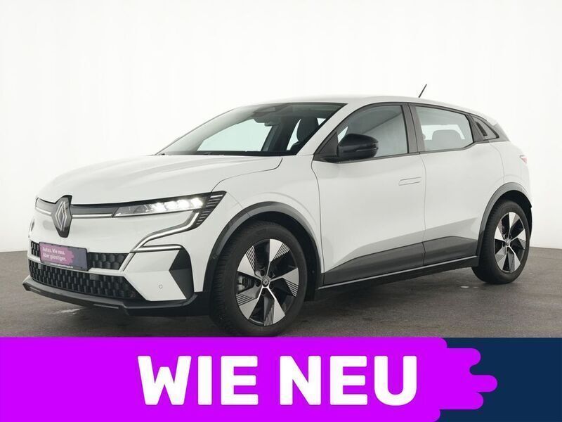 Weiß Gebraucht 2022 Renault Mégane Equilibre Limousine | 19.775 € (Superpreis) - Bild 1/2