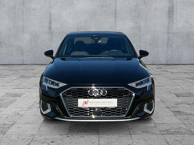 Gebraucht Audi A3 Advanced Plus 150 PS (110 kW) 2022 Mythosschwarz metallic Limousine