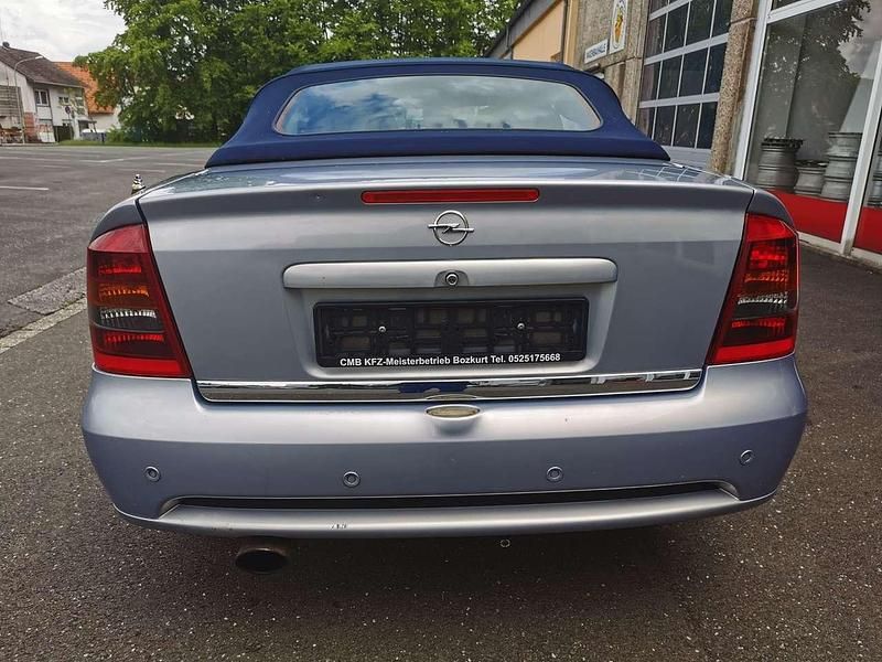 Gebraucht Opel Astra Cabriolet 147 PS (108 kW) 2002 Silber Cabrio