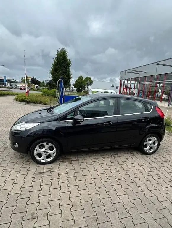 Gebraucht Ford Fiesta Titanium 82 PS (60 kW) 2009 Schwarz Limousine