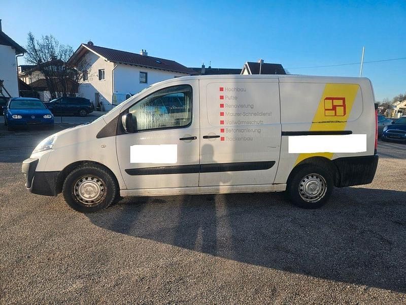 Gebraucht Peugeot Expert 128 PS (94 kW) 2015 Weiß Van