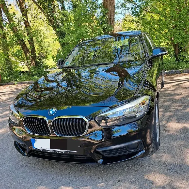Gebraucht BMW 116 Advantage 109 PS (80 kW) 2019 Schwarz Kleinwagen