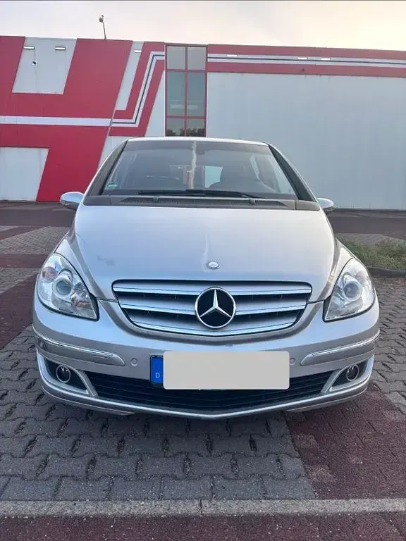 Gebraucht Mercedes B200 136 PS (100 kW) 2008 Grau Van / Kleinbus