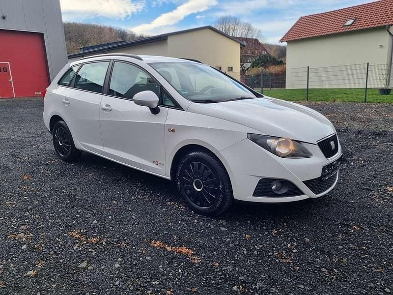 "candy" weiss Gebraucht 2012 Seat Ibiza ST Reference Kombi | 3.999 € (Guter Preis) - Bild 1/4