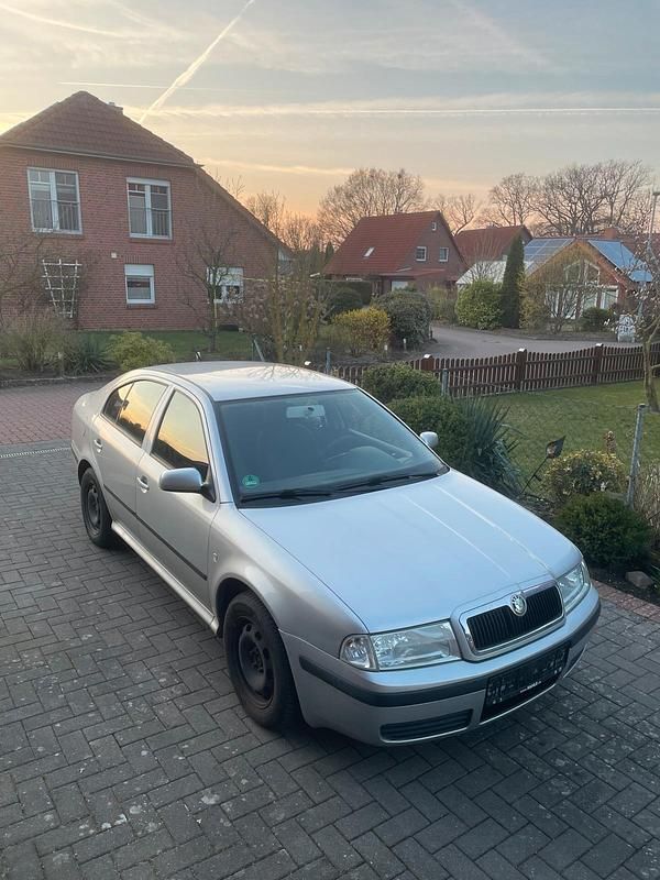 Gebraucht Skoda Octavia 102 PS (75 kW) 2008 Silber Limousine