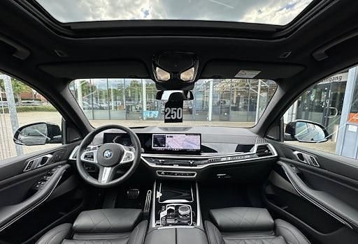 Gebraucht BMW X5 Comfort Edition 352 PS (258 kW) 2024 Schwarz SUV