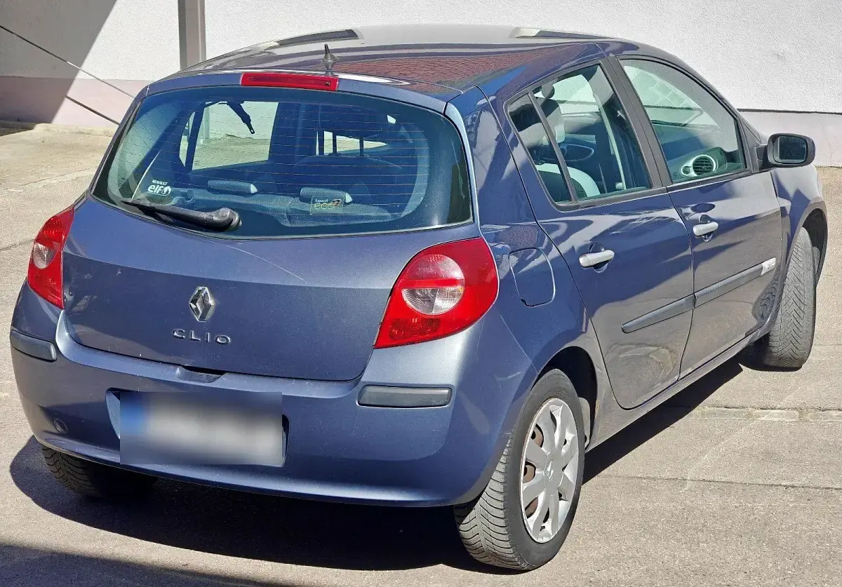 Gebraucht Renault Clio III Rip Curl 75 PS (55 kW) 2008 Blau Limousine