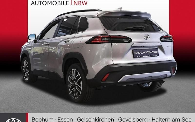 Gebraucht Toyota Corolla Cross 180 PS (132 kW) 2025 Grau SUV