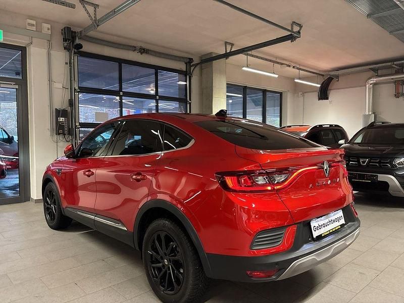 Gebraucht Renault Arkana Techno 140 PS (102 kW) 2023 Rot SUV