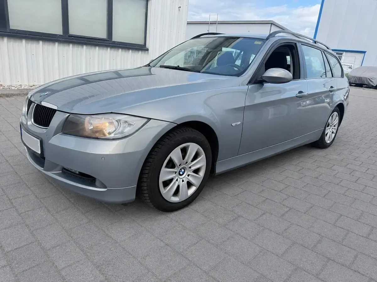 Gebraucht BMW 318 129 PS (94 kW) 2006 Andere farben Kombi