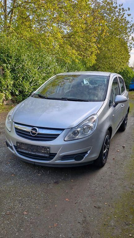 Silber Gebraucht 2009 Opel Corsa Limousine | 2.200 € (Guter Preis) - Bild 1/4