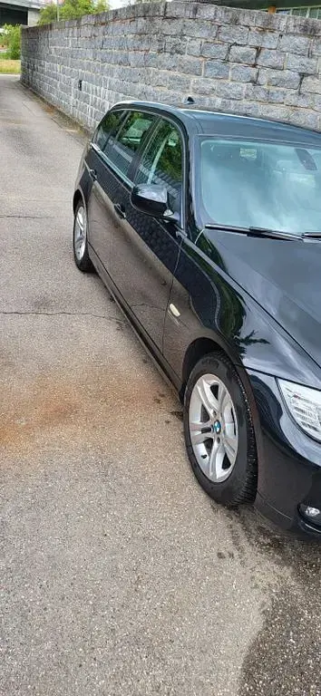 Occasion BMW 318 143 ch (105 kW) 2011 Noir Break