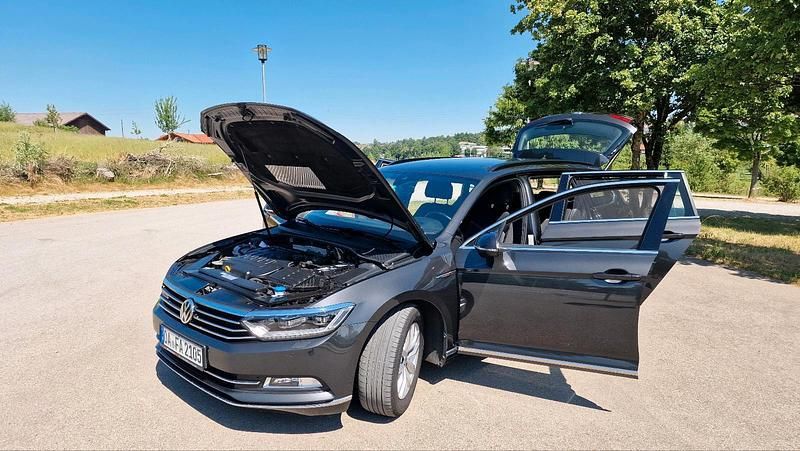 Grau Gebraucht 2018 VW Passat Kombi | 22.199 € (Fairer Preis) - Bild 1/4