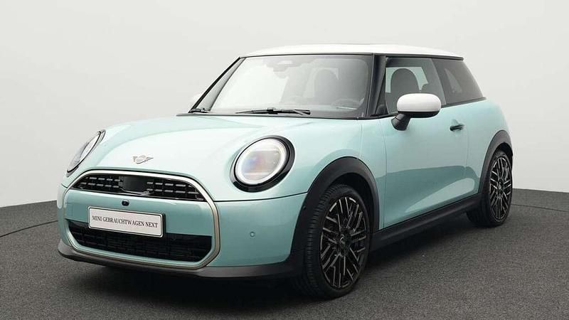 Grün Gebraucht 2024 Mini Cooper Favoured Kleinwagen | 27.683 € (Fairer Preis) - Bild 1/4