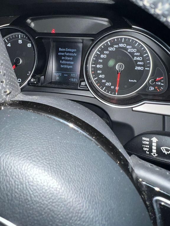 Gebraucht Audi Cabriolet Sport 224 PS (164 kW) 2014 Rot Cabrio