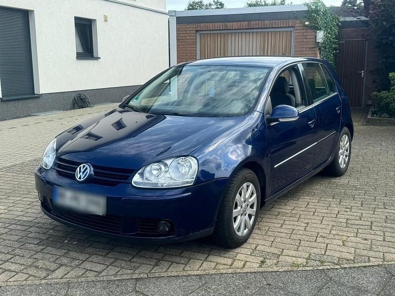 Blau Gebraucht 2006 VW Golf V Highline Limousine | 2.222 € (Guter Preis) - Bild 1/4