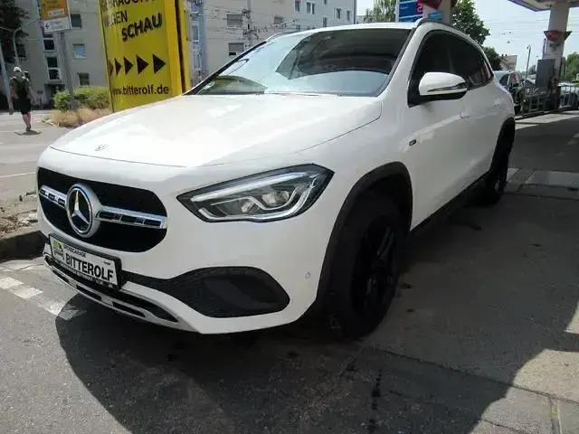 Gebraucht Mercedes GLA250 218 PS (160 kW) 2021 Andere SUV