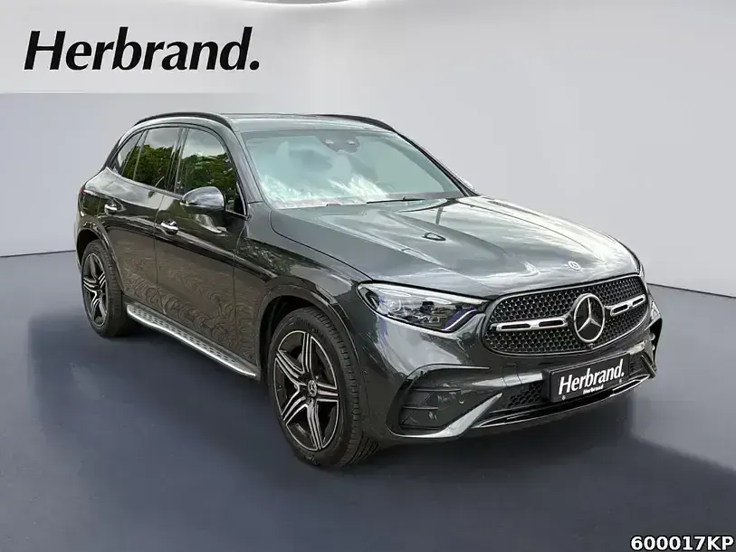 Gebraucht Mercedes GLC300 AMG 360 PS (264 kW) 2025 Graphitgrau metallic SUV