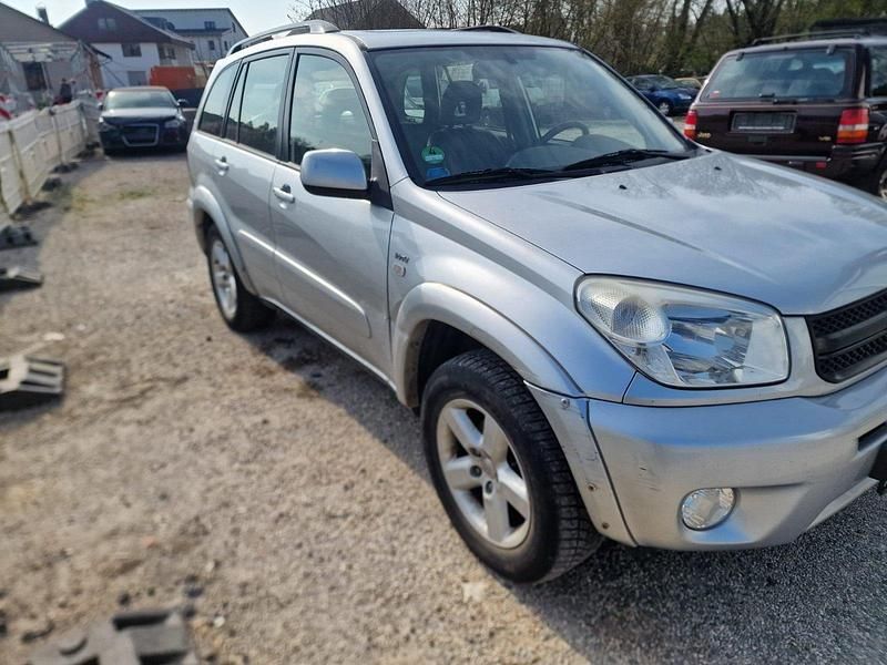 Gebraucht Toyota RAV4 150 PS (110 kW) 2004 Grau SUV