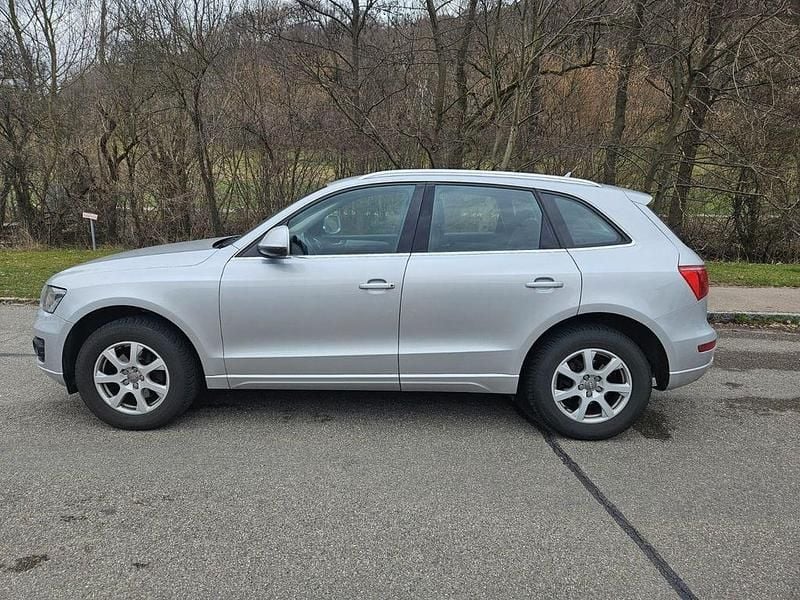 Gebraucht Audi Q5 170 PS (125 kW) 2009 Silber SUV