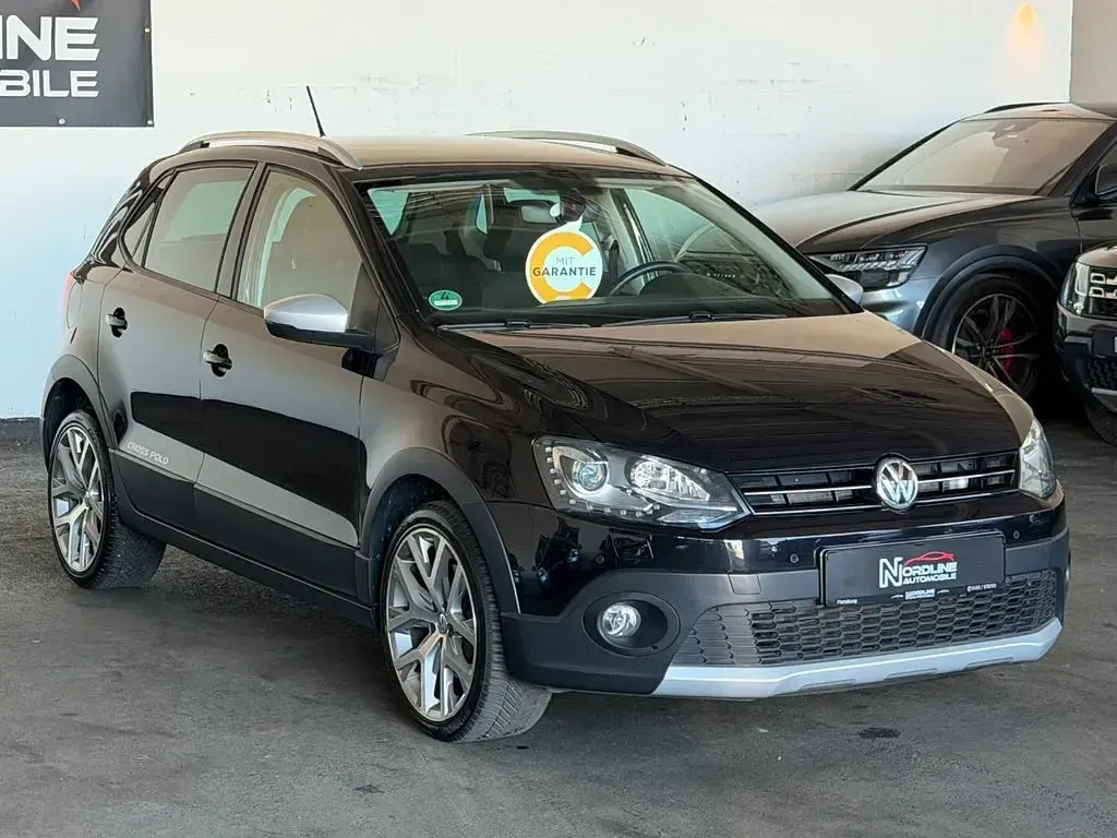 Gebraucht VW Polo Cross 110 PS (80 kW) 2016 Schwarz Kleinwagen