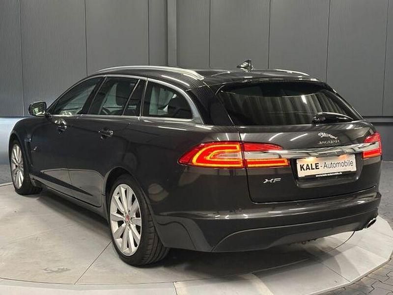 Gebraucht Jaguar XF 200 PS (147 kW) 2015 Andere Limousine