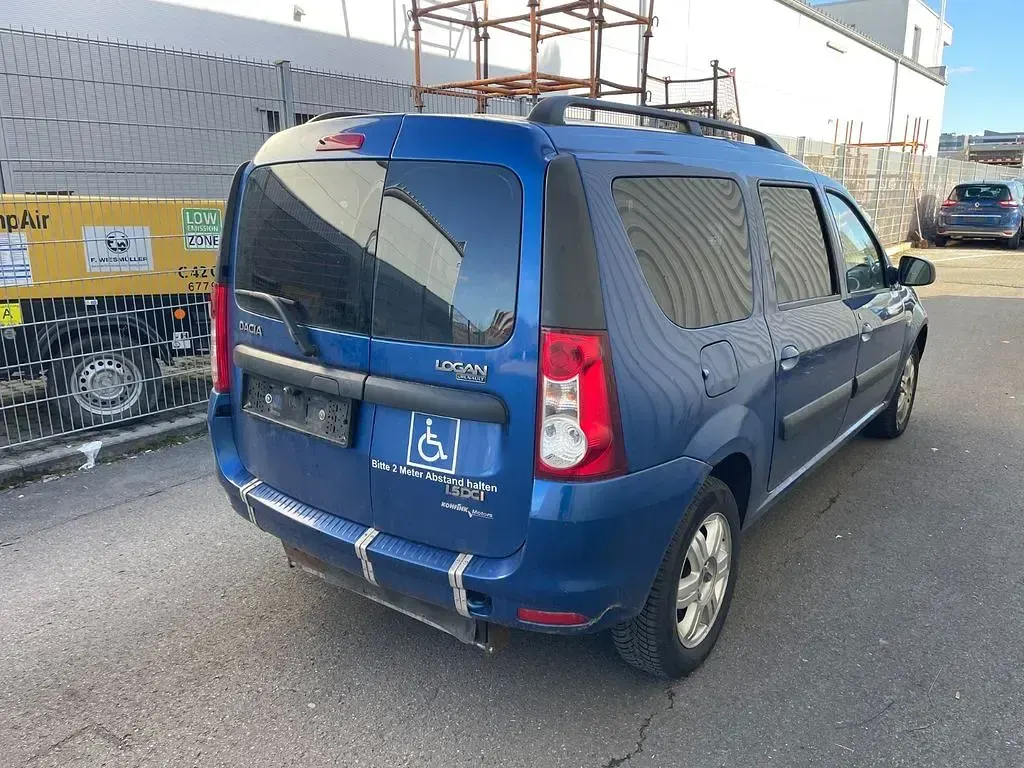 Gebraucht Dacia Logan MCV Lauréate 86 PS (63 kW) 2010 Blau Kombi