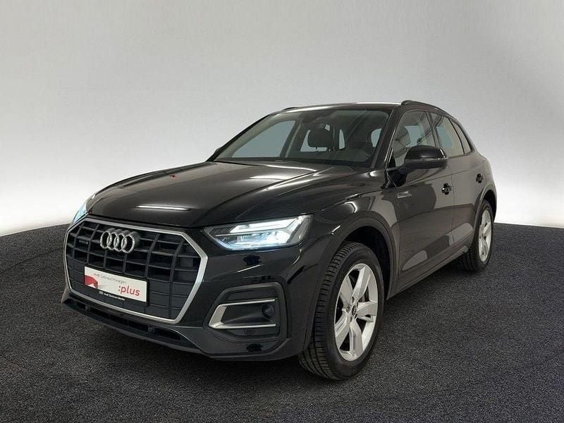 Gebraucht Audi Q5 Ambiente 299 PS (219 kW) 2022 Brillantschwarz SUV