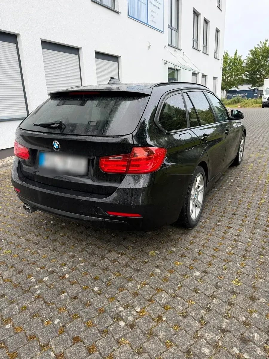 Gebraucht BMW 330 258 PS (189 kW) 2014 Schwarz Kombi