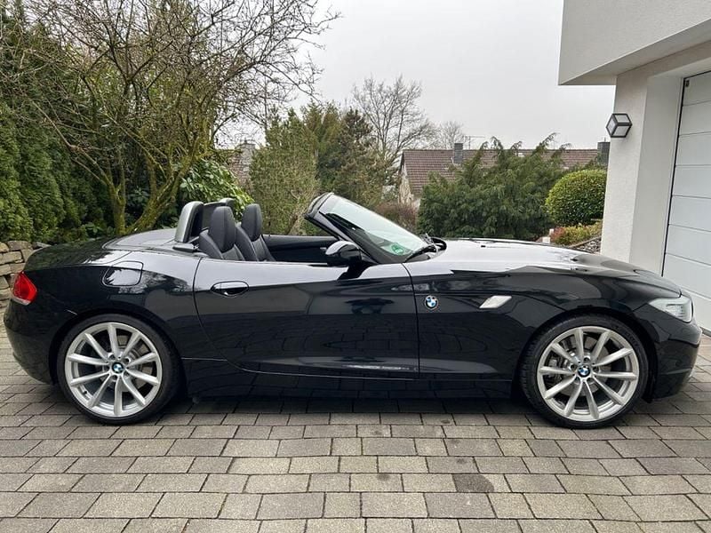 Gebraucht BMW Z4 Performance 306 PS (225 kW) 2011 Schwarz Cabrio