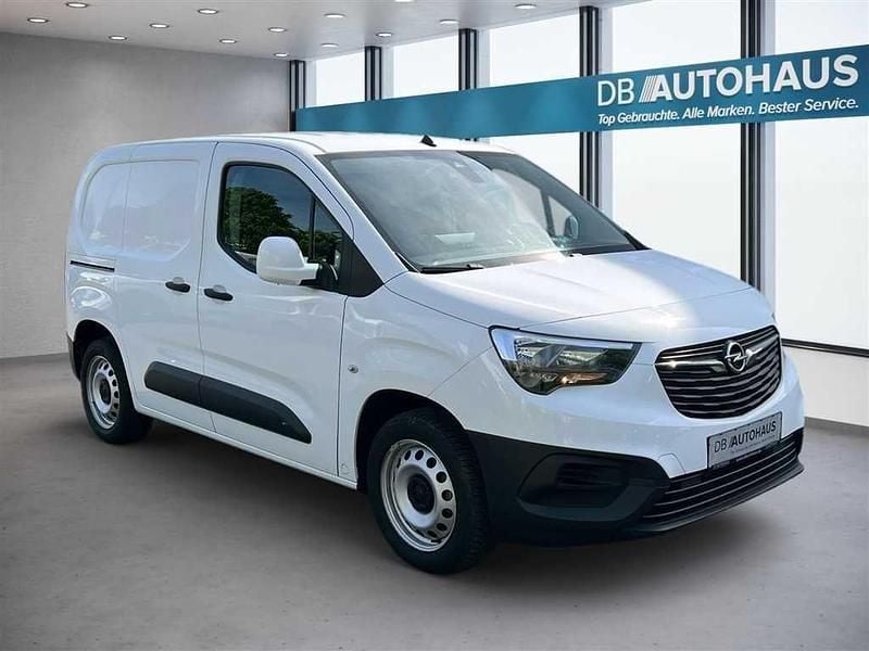 Usata Opel Combo Edition 110 CV (80 kW) 2021 Bianco Monovolume