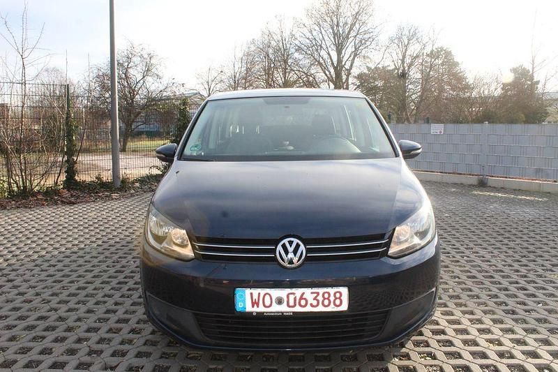 Gebraucht VW Touran Trendline 105 PS (77 kW) 2012 Blau Van / Kleinbus