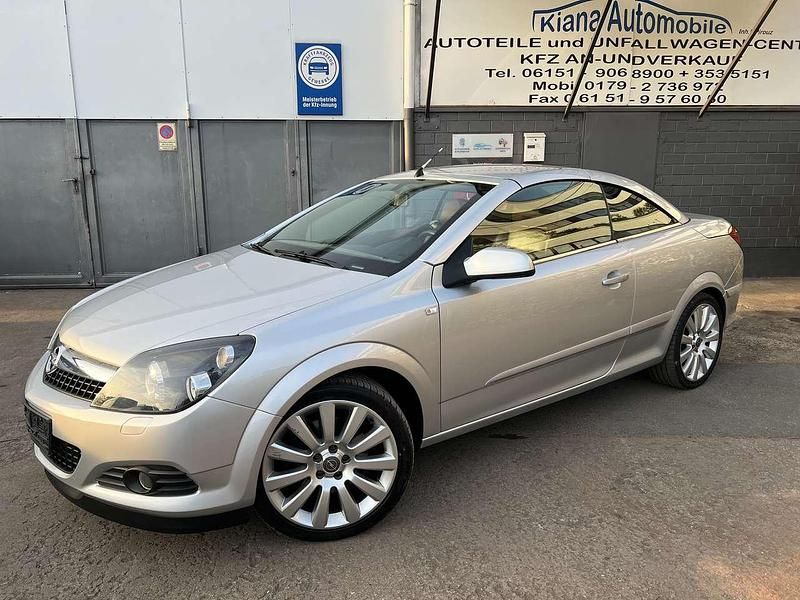 Gebraucht Opel Astra Cabriolet Cosmo 200 PS (147 kW) 2007 Starsilber iii m2 Cabrio