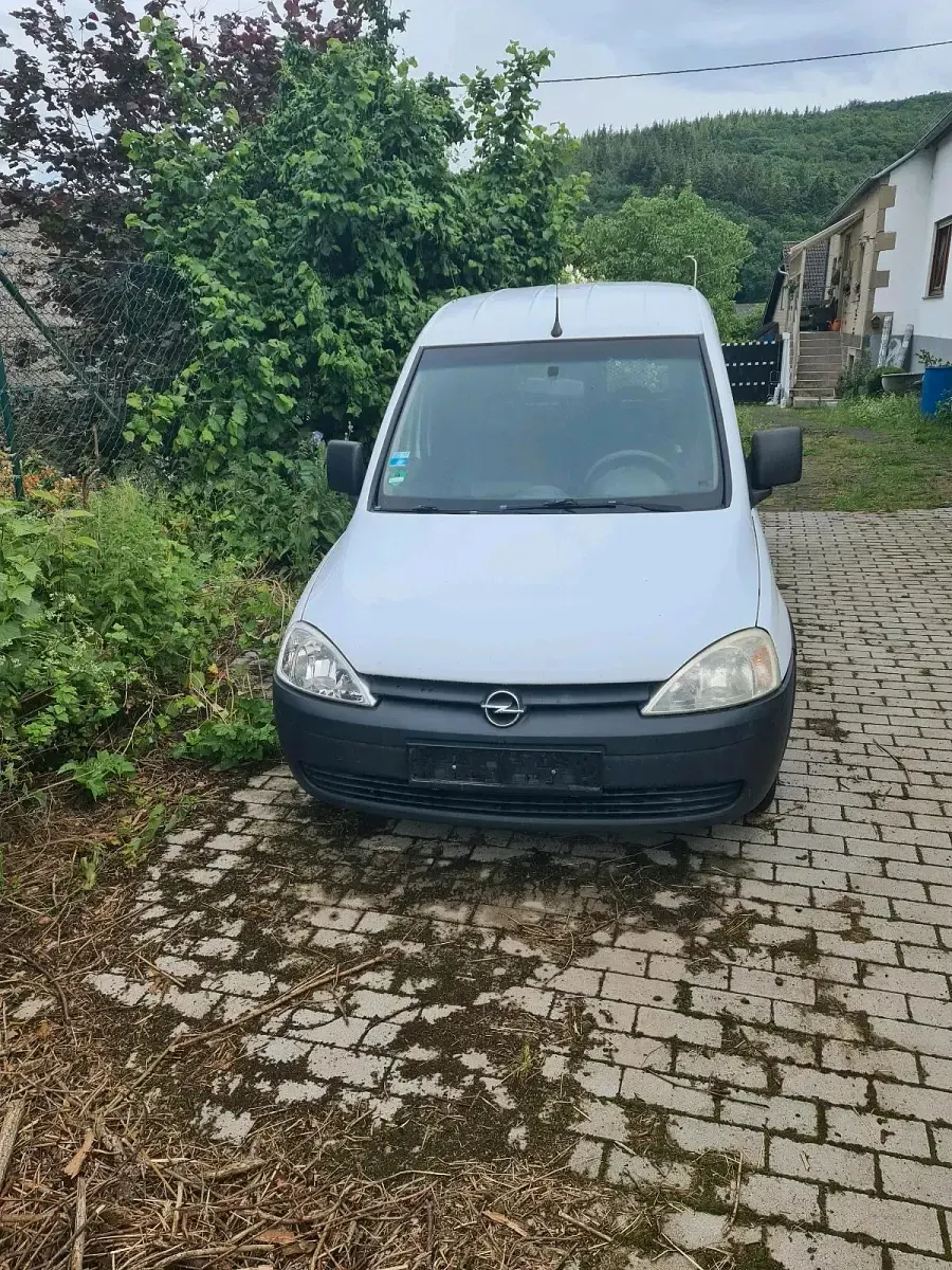 Gebraucht Opel Combo 75 PS (55 kW) 2007 Weiß Van / Kleinbus