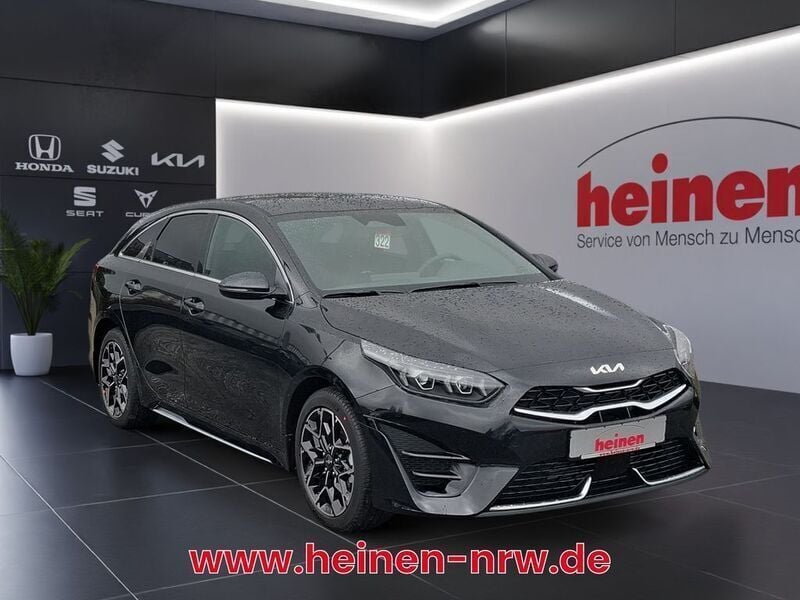 Neu Kia ProCeed 140 PS (102 kW) 2025 Schwarz Kleinwagen