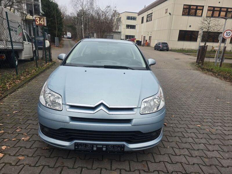 Grau Gebraucht 2007 Citroën C4 VTR Sport Coupé | 1.499 € (Fairer Preis) - Bild 1/4