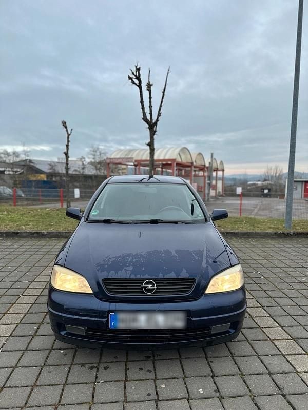 Blau Gebraucht 2001 Opel Astra Kombi | 450 € (Superpreis) - Bild 1/4
