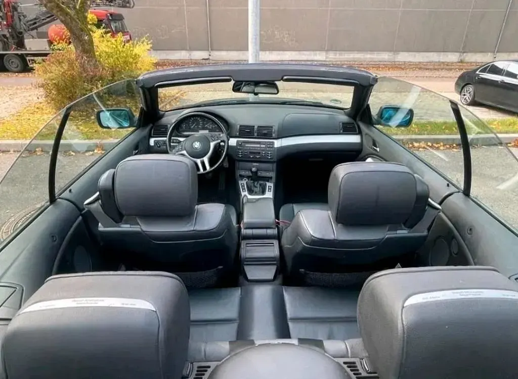 Gebraucht BMW 318 Cabriolet 150 PS (110 kW) 2005 Blau Cabrio